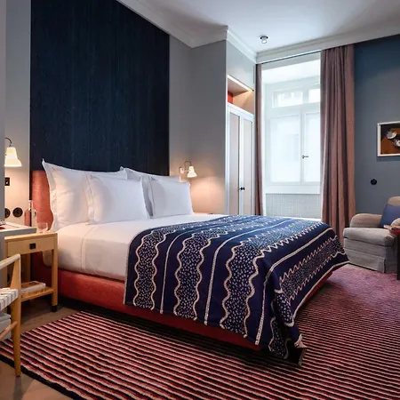 Bairro Alto Hotel 5*