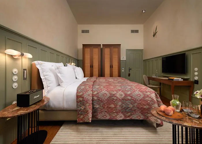 Bairro Alto Hotel 5*