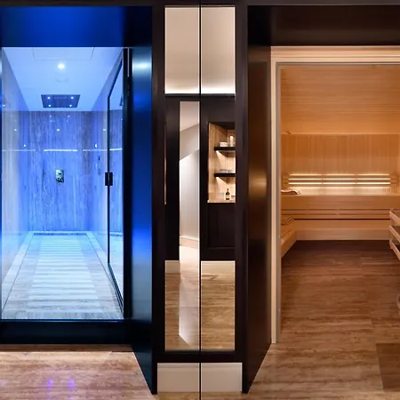 Bairro Alto Hotel 5*