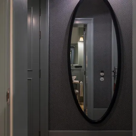 Bairro Alto 5* Lisbon