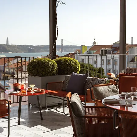 Hotel Bairro Alto 5*