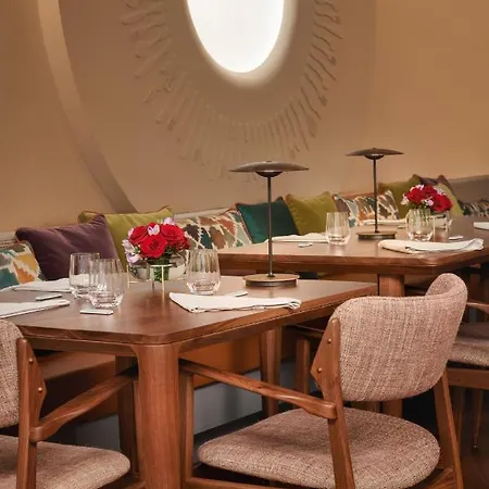 Bairro Alto 5* Lisbon